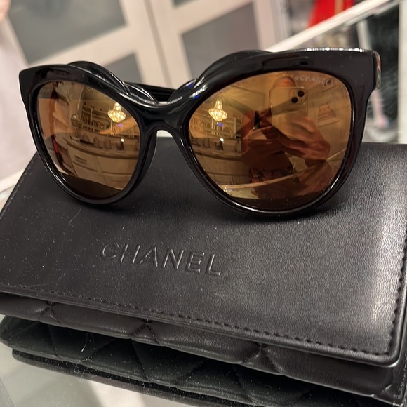 NWOT Chanel Cat Eye Sunglasses with copper lenses. Worn twice. - Picture 5 of 5